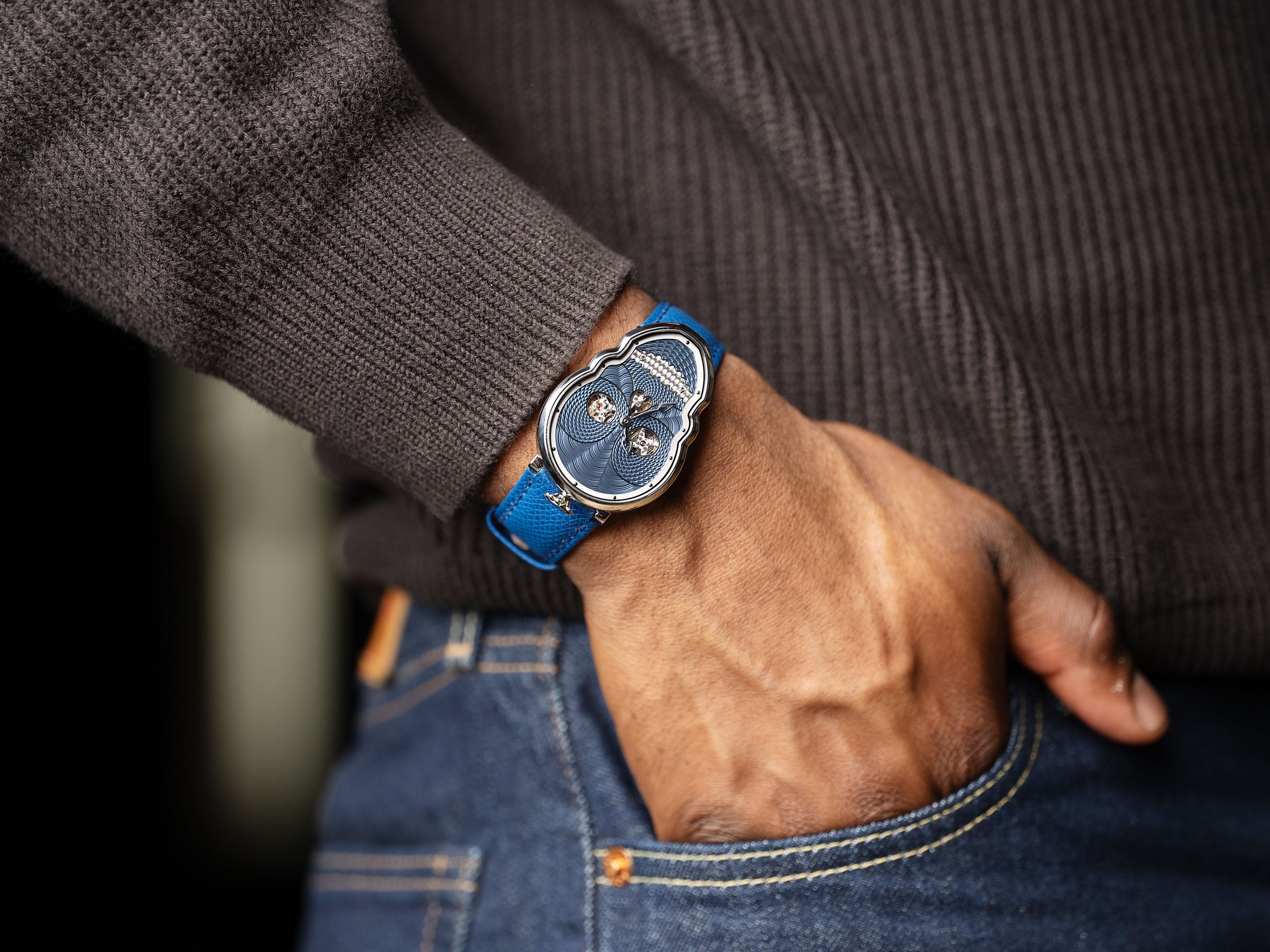 FK: Petit Skull Blue (Slide 2)