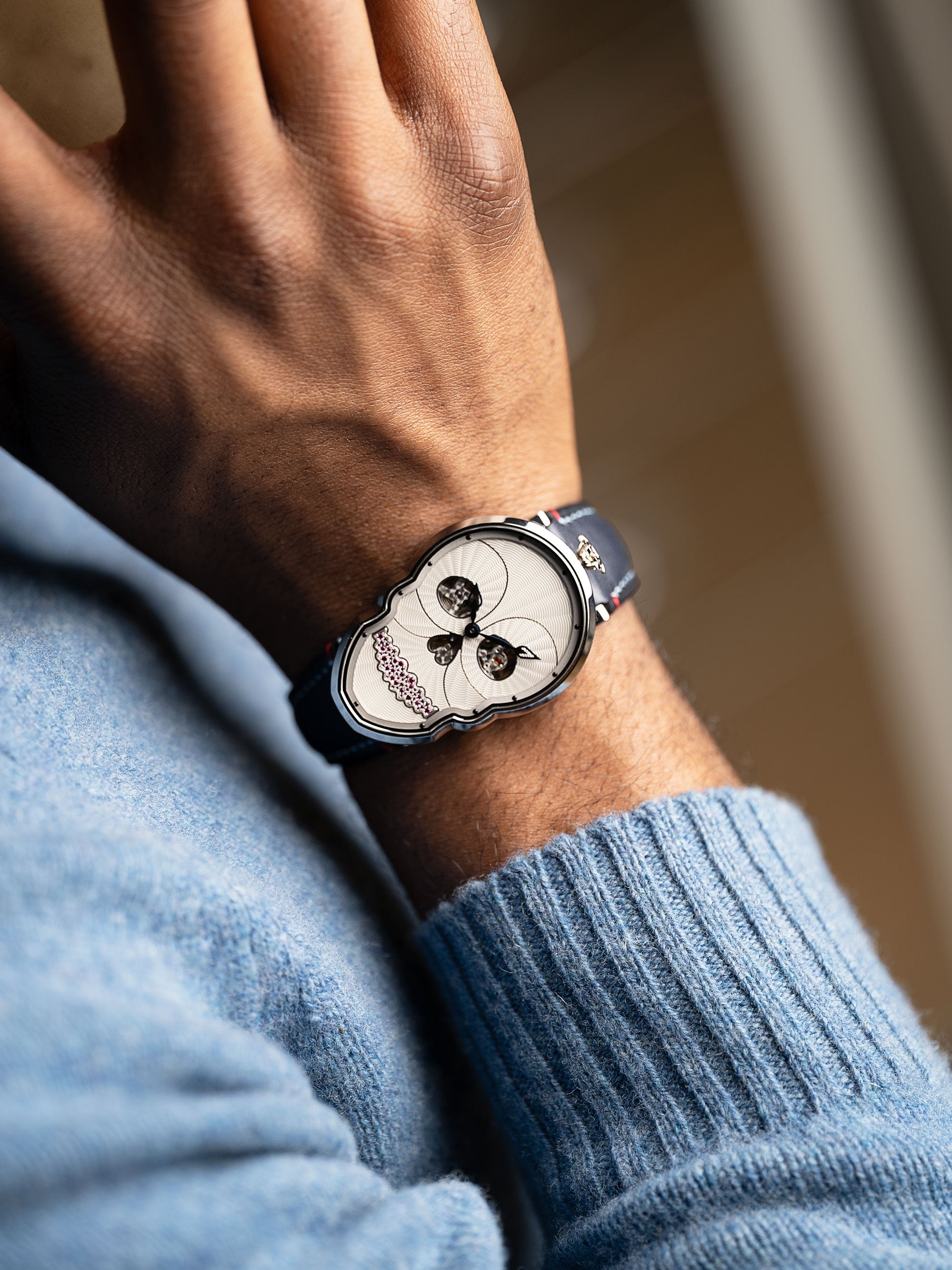 FK: Petit Skull Silver (Ruby Smile) (Slide 3)