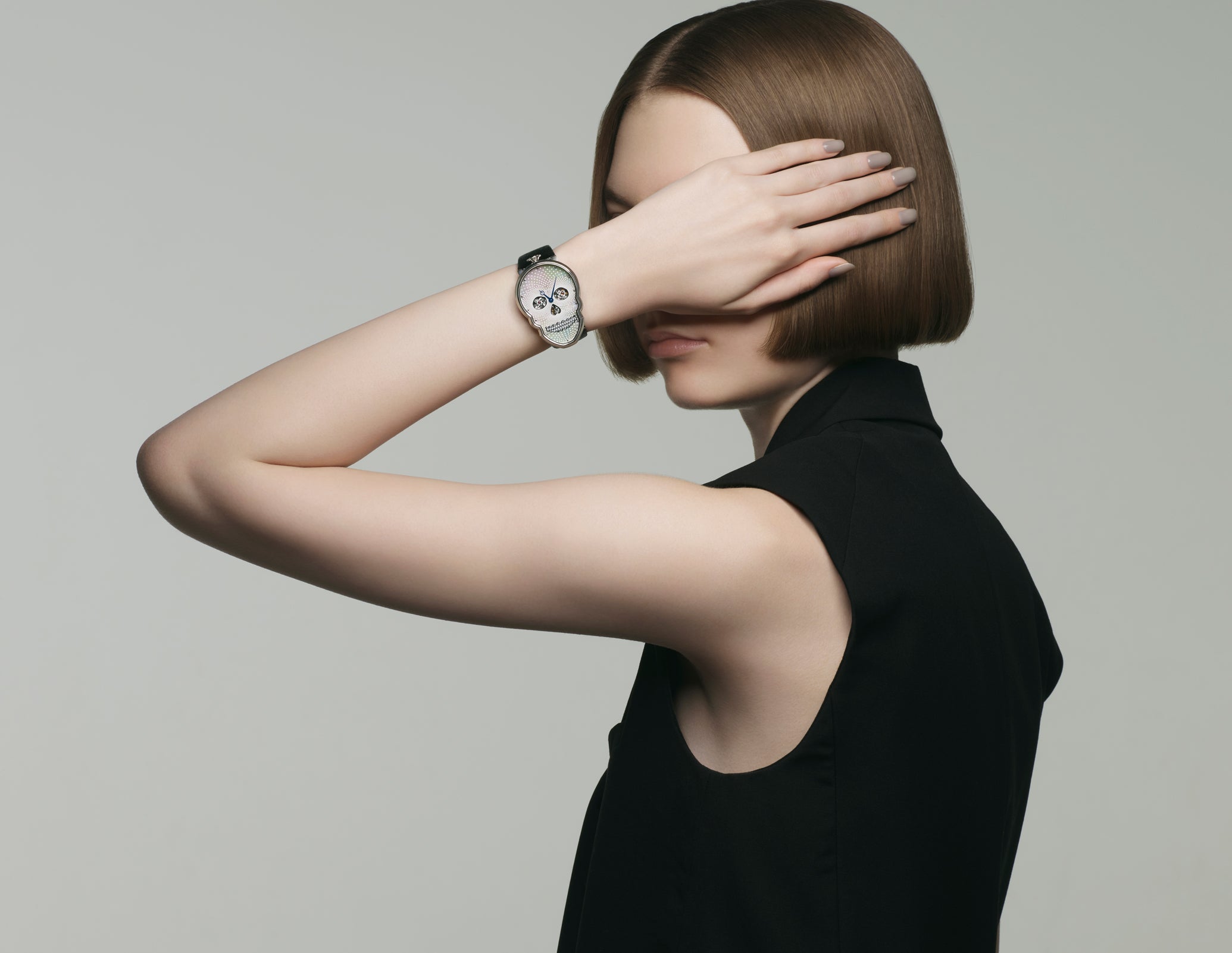 FK: FK: TASAKI – Petit Skull (White dots) (Slide 4)